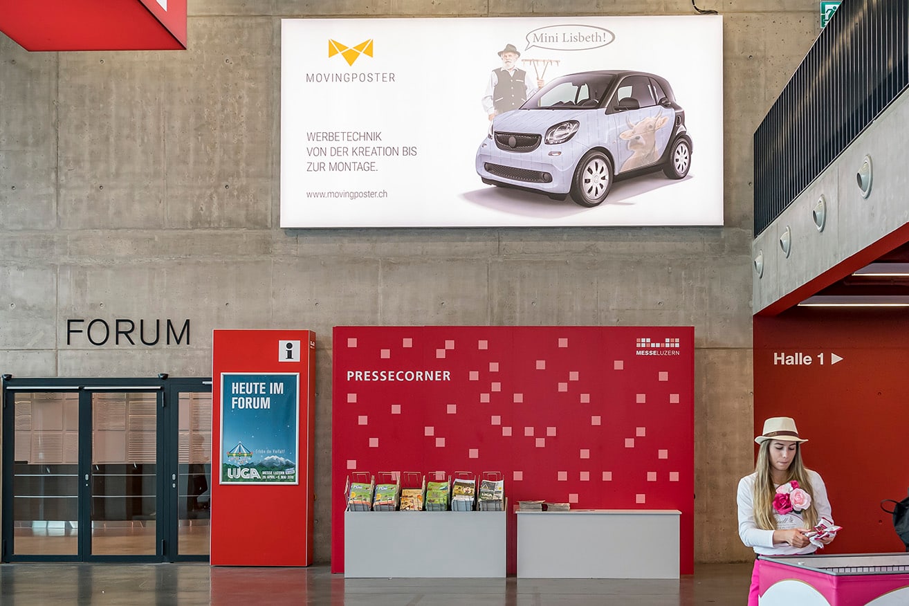 Megaposter_Foyer.jpg (0.3 MB)